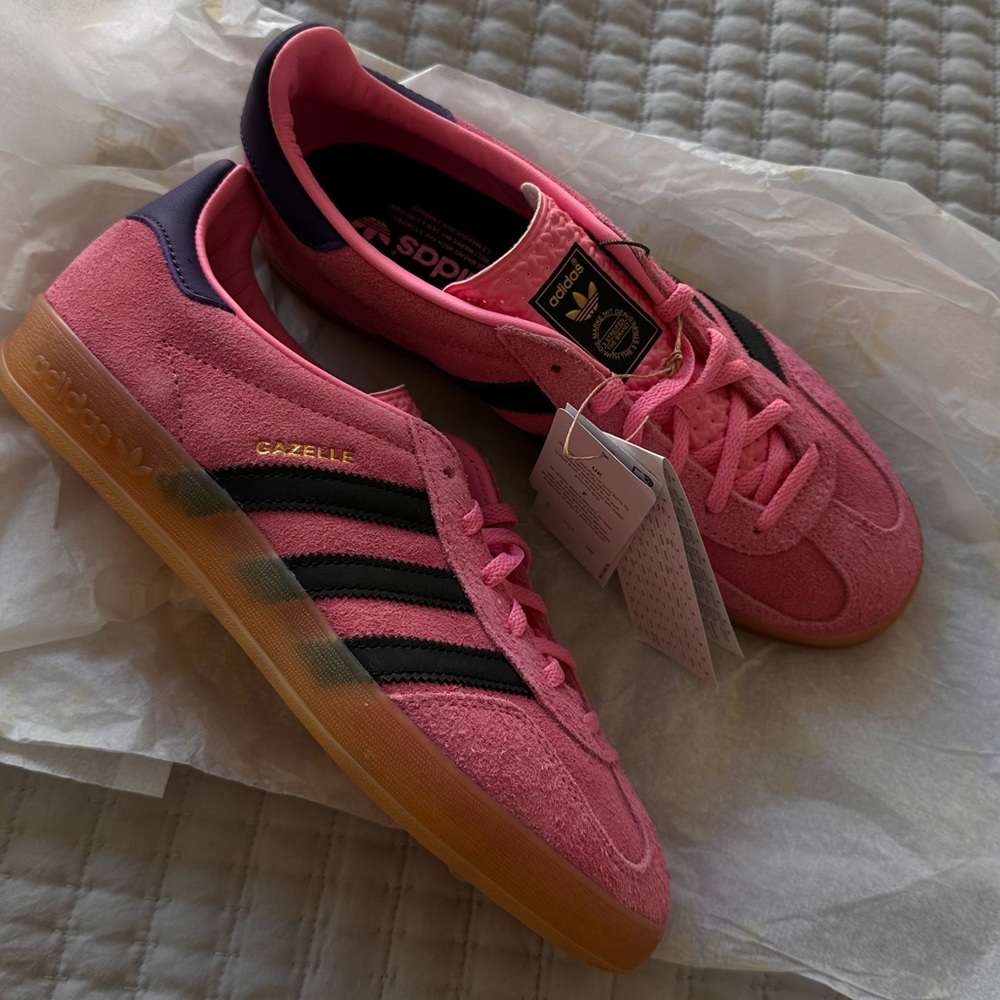 NWT Adidas Gazelle 💕